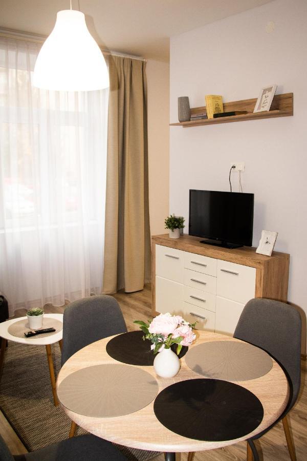 Loli Apartman Miskolc Eksteriør billede
